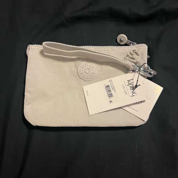 Kipling, Disney’s, Mickey and friends extra large wristlet go goofy NWT - Picture 5 of 5